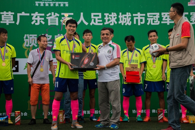 申京38+12火箭负森林狼止4连胜 马刺力克篮网